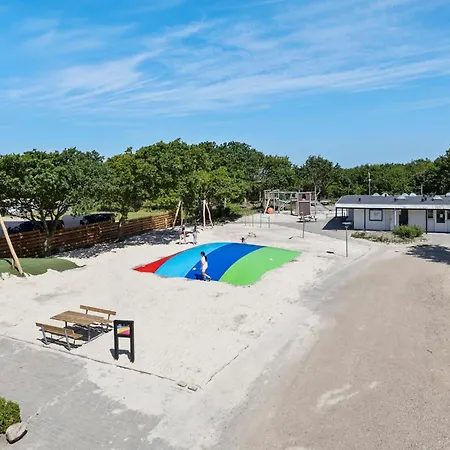 4 Bedroom Pet Friendly In