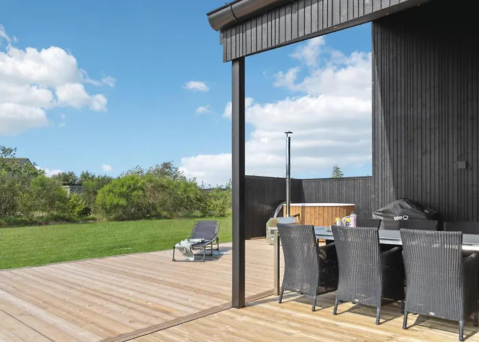 4 Bedroom Pet Friendly In Tarm