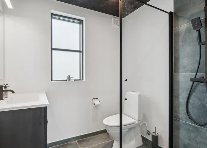 4 Bedroom Pet Friendly In Prázdninový dům Tarm