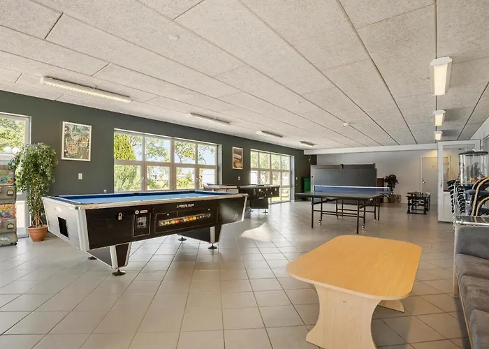 4 Bedroom Pet Friendly In Prázdninový dům *